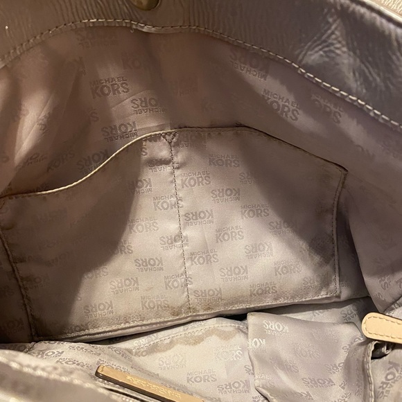 Michael Kors Shoulder Bag - Picture 6 of 7